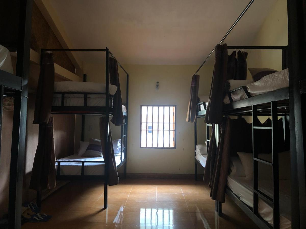 O'Chau Meo Vac Homestay Ha Giang Esterno foto
